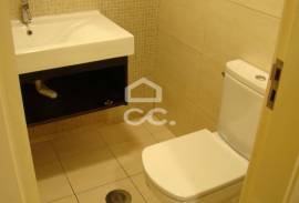Commercial establishment for sale in the city center