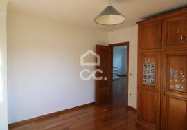 4 bedroom villa on the outskirts of the city with leisure space