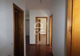 4 bedroom villa on the outskirts of the city with leisure space