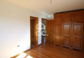 4 bedroom villa on the outskirts of the city with leisure space