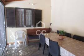 Farm with villa V3+1 located 12 km from the city center of Chaves