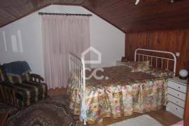 Farm with villa V3+1 located 12 km from the city center of Chaves
