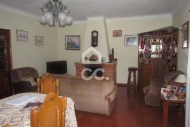Farm with villa V3+1 located 12 km from the city center of Chaves