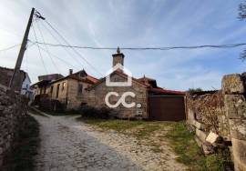 2 bedroom house in granite to recover in the most mystical village in Portugal