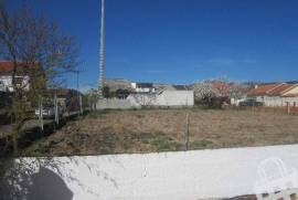 Constructable land on the outskirts of the city