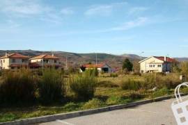 Allotment for villas - Land for construction with 635m² in the center of Montalegre