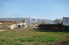 Land for housing - Land for construction with 1017m² on the outskirts of the city