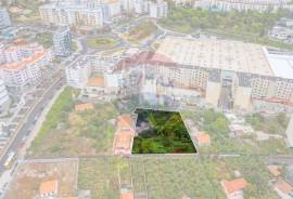 Land with 1840 m2 - Funchal - Amparo