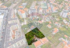Land with 1840 m2 - Funchal - Amparo
