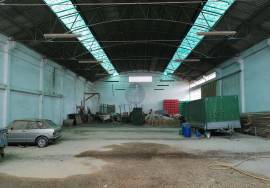 WAREHOUSE OF 712 M2 WITHIN WALKING DISTANCE OF ACCESS TO A1