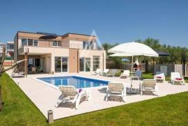 Newly built house with pool and sea view, Istria, Vodnjan