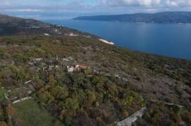 Istria, Labin, villaggio con 10 case e vista mare.