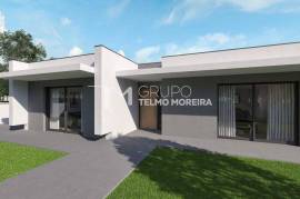House 3 Bedrooms Ground Floor and Semi-Detached in Travanca