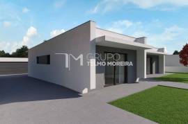 House 3 Bedrooms Ground Floor and Semi-Detached in Travanca