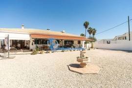 Farm with 3 bedroom villa and Guest House- Malhão / Alcantarilha