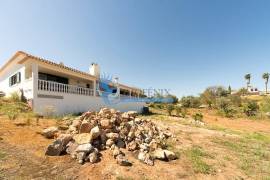Farm with 3 bedroom villa and Guest House- Malhão / Alcantarilha