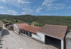 House in Oleiros