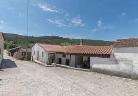 House in Oleiros