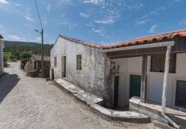House in Oleiros