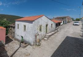 House in Oleiros