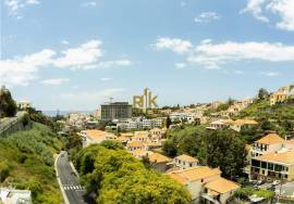 6 bedroom penthouse with barbecue and panoramic views