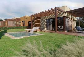 T2 Townhouse With A Swimming Pool In Faro