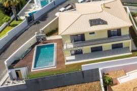 FOR SALE---NEW 3 BEDROOM VILLA LOCATED SÃO MARTINHO FUNCHAL SEA VIEW