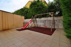 House 5 Bedrooms in Sta. Maria da Feira