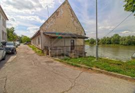Building to Redevelop For Sale In Osijek