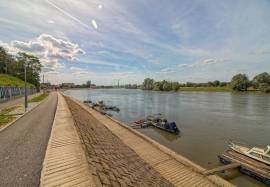 Building to Redevelop For Sale In Osijek