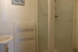 Pristine 6 Bedroom 4 with En-Suites; Home with Indoor Swimming Pool
