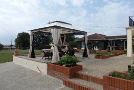 Pristine 6 Bedroom 4 with En-Suites; Home with Indoor Swimming Pool