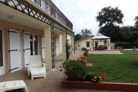 Pristine 6 Bedroom 4 with En-Suites; Home with Indoor Swimming Pool
