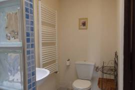 Pristine 6 Bedroom 4 with En-Suites; Home with Indoor Swimming Pool