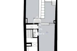 Shop in the city center with 120 m2 and immediate and guaranteed profitability of 5%.