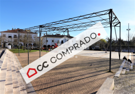 T2 duplex apartment refurbished in the center of Avelar!