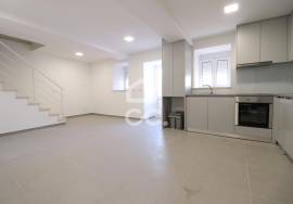 House with patio and parking space Coimbra!