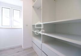 House with patio and parking space Coimbra!