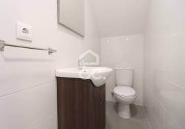 House with patio and parking space Coimbra!