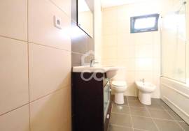 1 bedroom apartment with garage and balconies 5 minutes from the center of Coimbra.