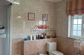 4 bedroom villa with land in Palmela 4 bedroom villa with land in Palmela