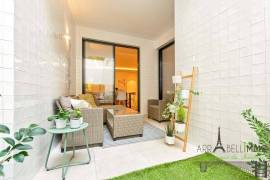 Sta Catarina - Lisbon - 1 suite apartment with south-facing garden - high-end renovation