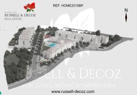 Land for construction with consent for 3 apartment blocks, pool, shop & office. Moncarapacho.