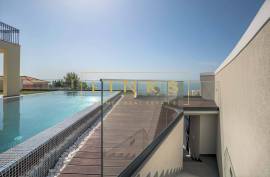 Incredible 3 Bedroom Villa With Sea View