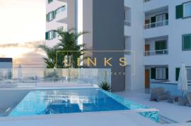 Fully Refurbished 2+1 Bedroom Apartment with Pool - Caniço