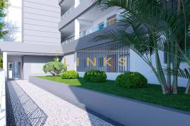 Fully Refurbished 2+1 Bedroom Apartment with Pool - Caniço