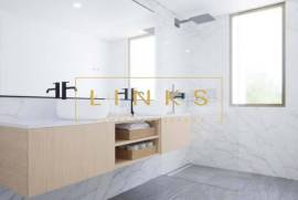 Fabulous 3 bedroom villa - Calheta