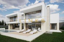 Fabulous 3 bedroom villa - Calheta