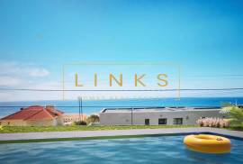 Excellent 4-bedr. villa under construction with pool and sea view - Paul do Mar