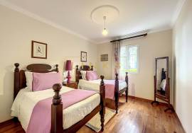 Serene Refuge in Ponta do Sol: Discover the Exclusive Charm of this Country House - A Unique Investment Opportunity